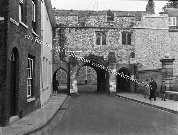 CATHEDRAL TUNNEL  SW CORNER OF FACADE